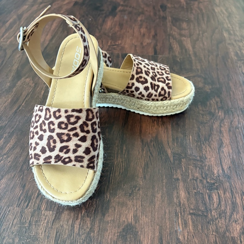Soda Leopard Print Sandals - Picture 2 of 5
